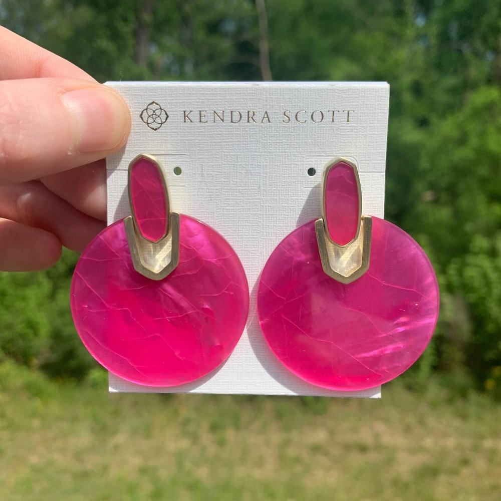 KENDRA SCOTT • Didi Gold Statement Earrings*